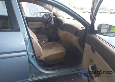 2010 Hyundai Accent Gls z USA, uszkodzony, nr VIN KMHCN4AC7AU466609